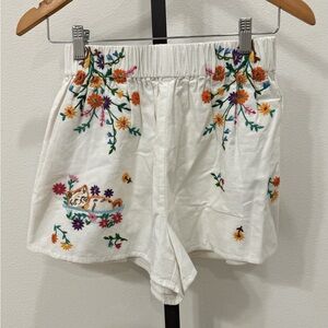 NWT Free People Lucy Mae White Floral Embroidered High Waist Shorts Cat Boho Sm